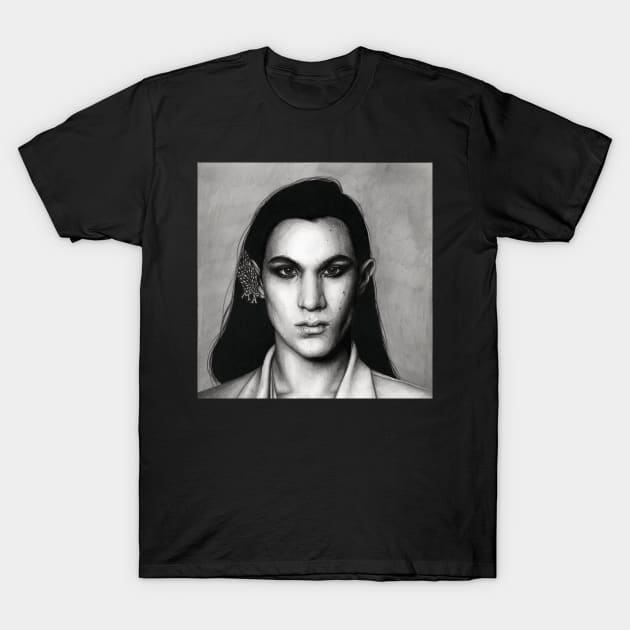 Ethan Torchio (Maneskin) pencil and charcoal portrait T-Shirt by alexgraybergh